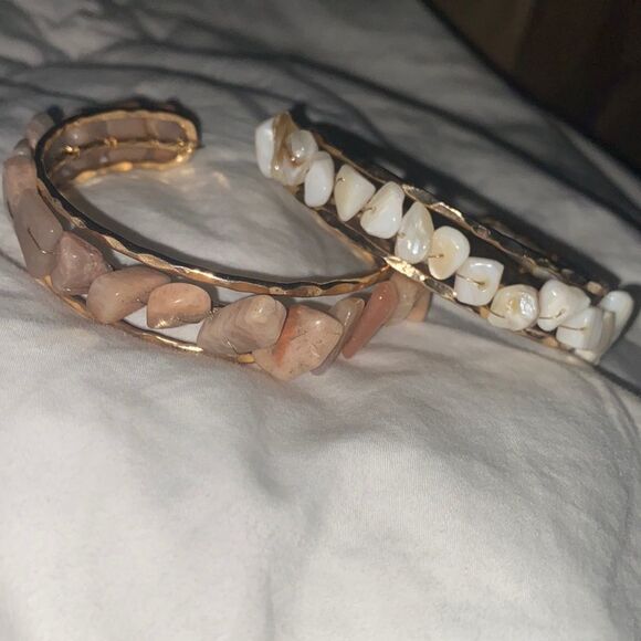 Two Agate Chips Cuff Bracelets - Picture 9 of 10